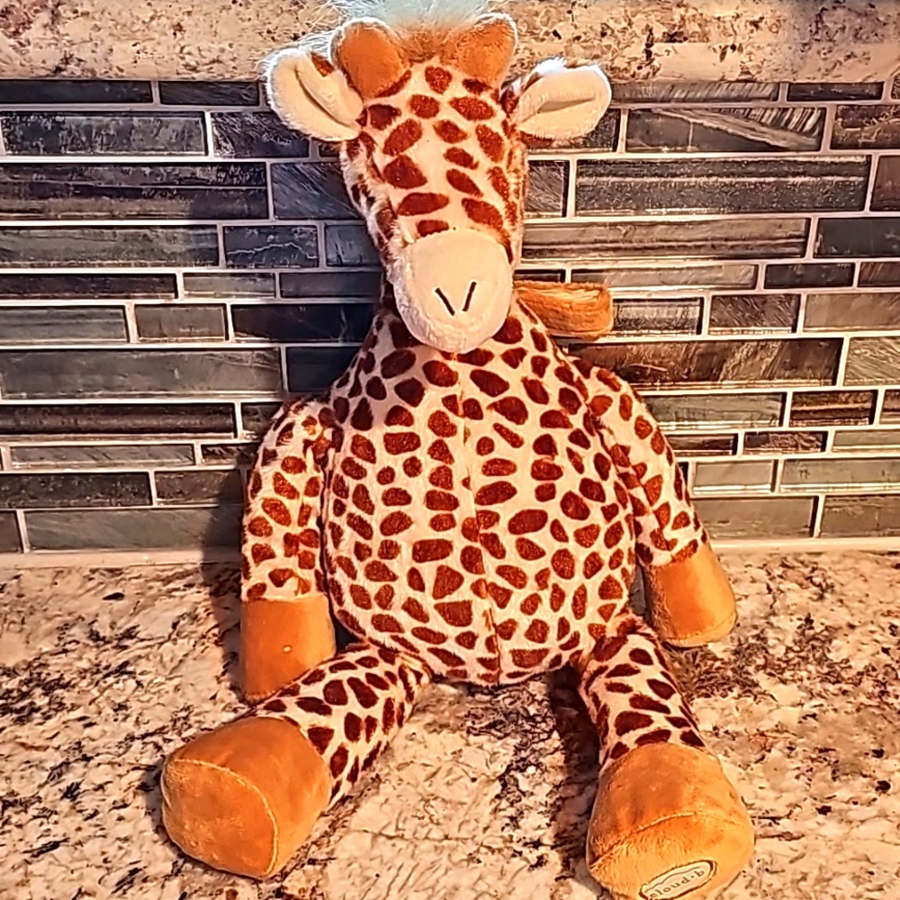 Cloud b 4-Soothing Sounds Gentle Giraffe Plush